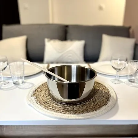Superbe Au Centre Ville/balcon Apartamento *
